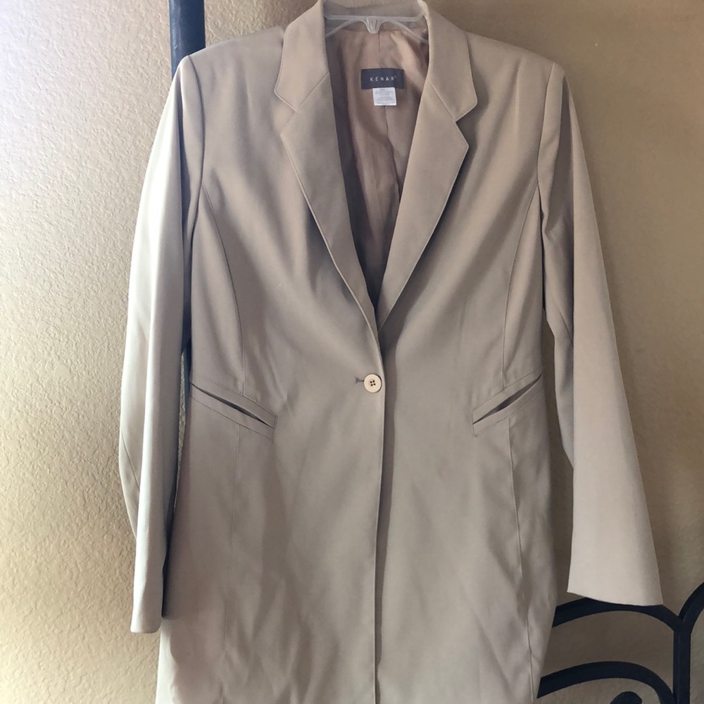 Tan long blazer jacket
